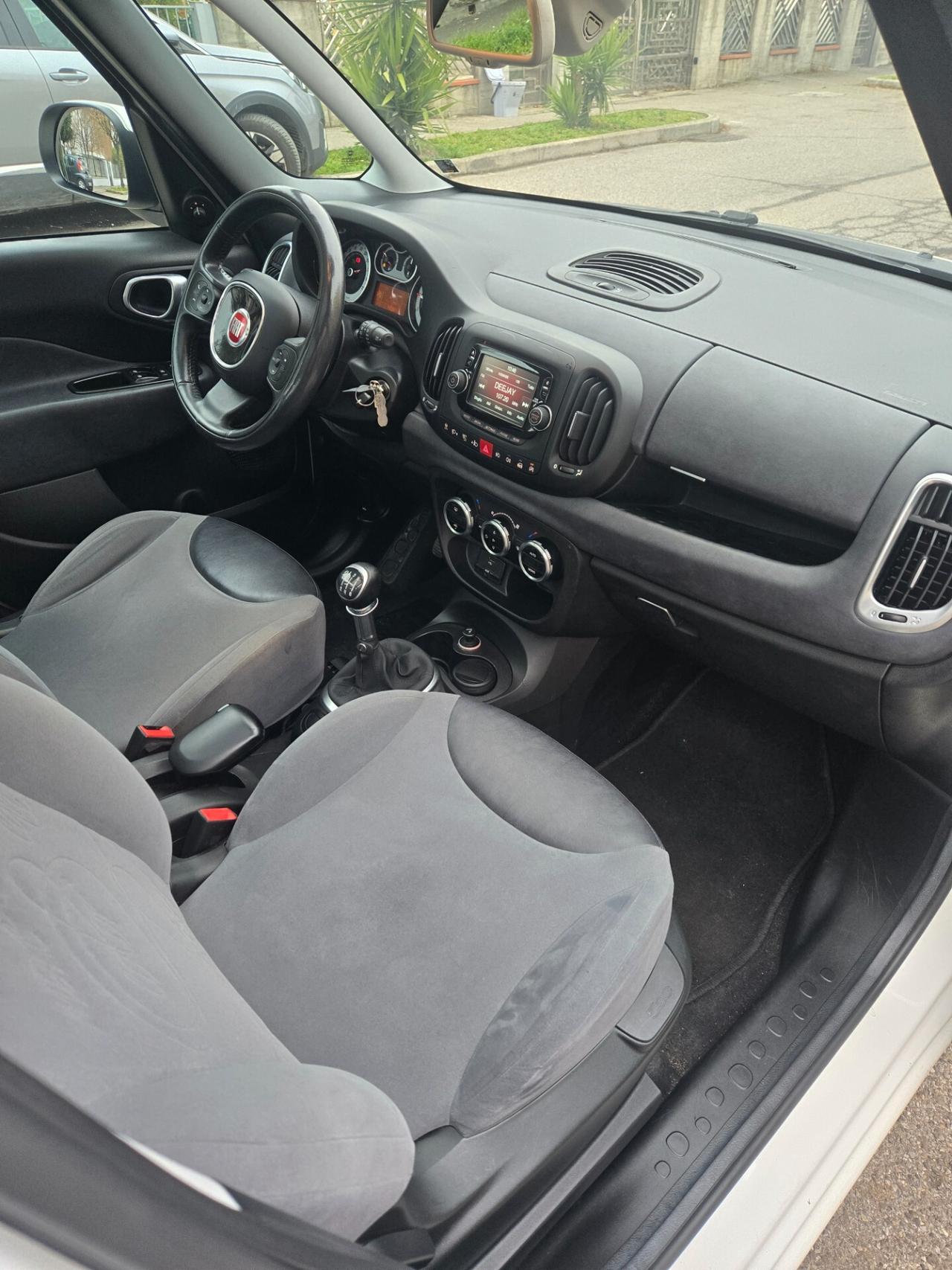 Fiat 500L 1.6 Multijet 105 CV Panoramic Edition Bianco Gelato