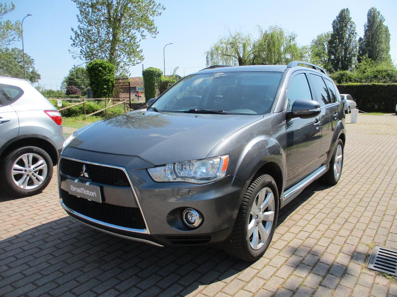 Mitsubishi Outlander 2.2 di-d Instyle 7P tc-sst - Camera/4Stagioni