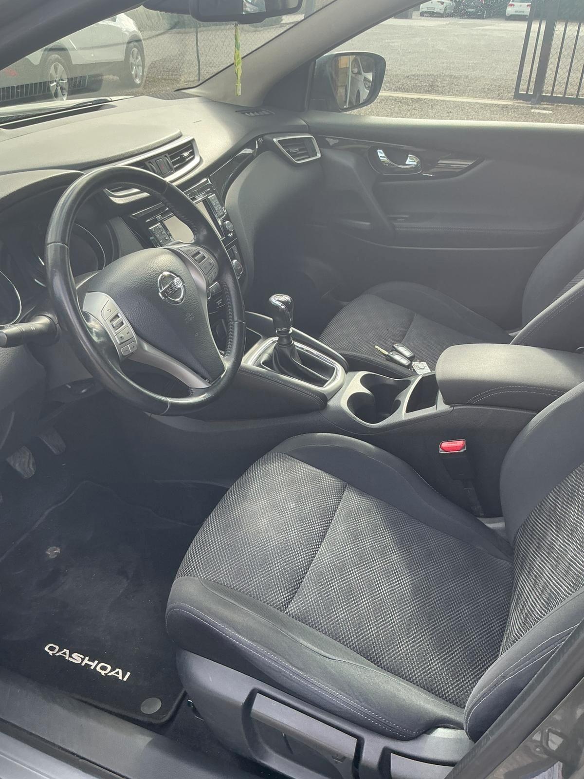 Nissan Qashqai 1.5 dCi N-Vision