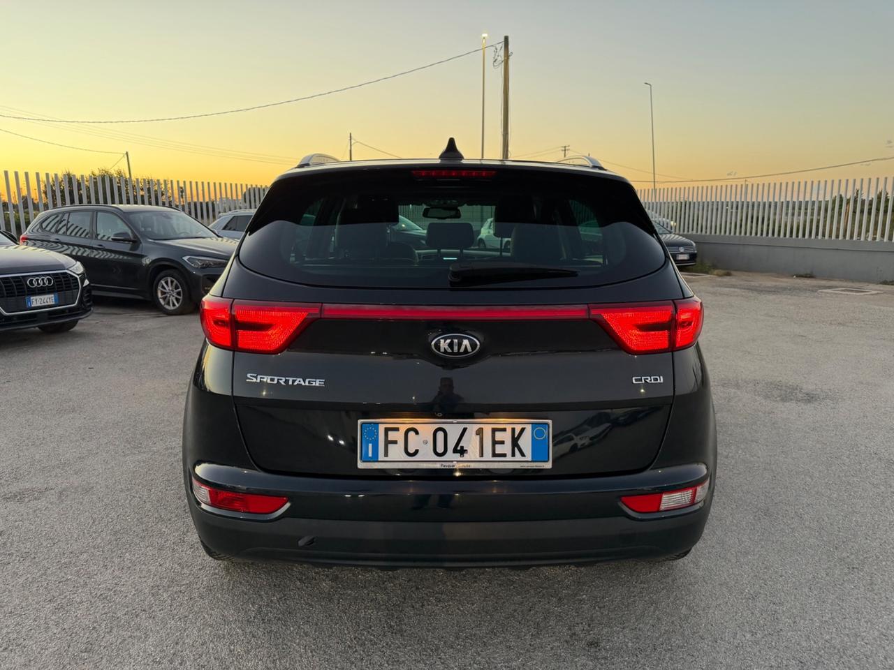 KIA SPORTAGE 1.7 CRDI 2WD STRAFULL LED TETTO MY16