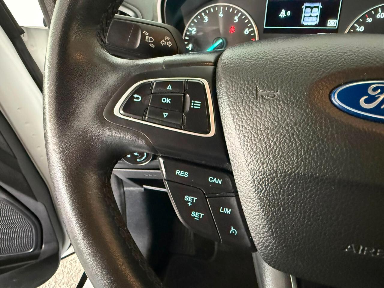 Ford EcoSport 1.0 Benz. 100cv Connect