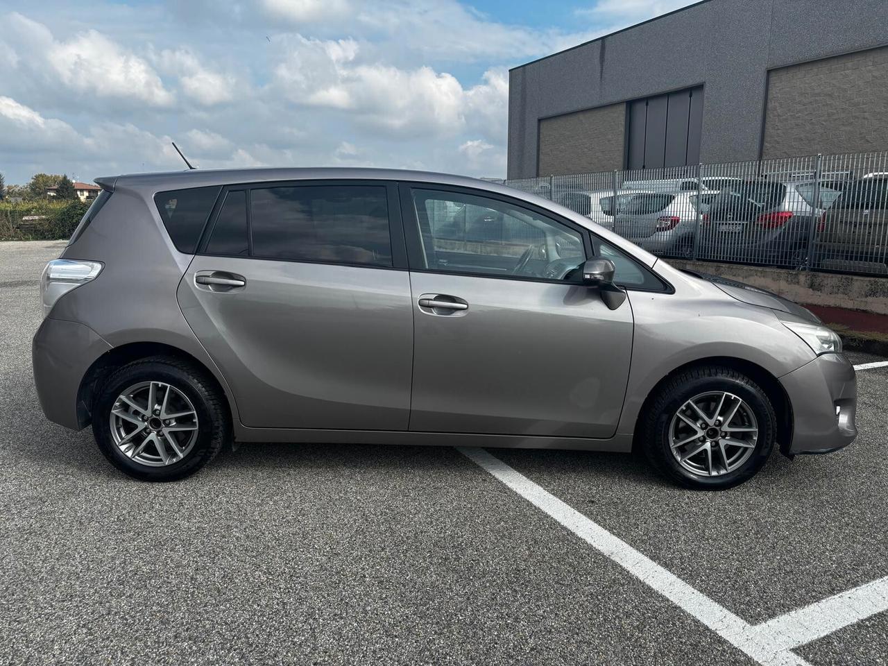 Toyota Verso 1.6 Style BENZINA, KM ORIGIANLI UNICO PROPRIETARIO