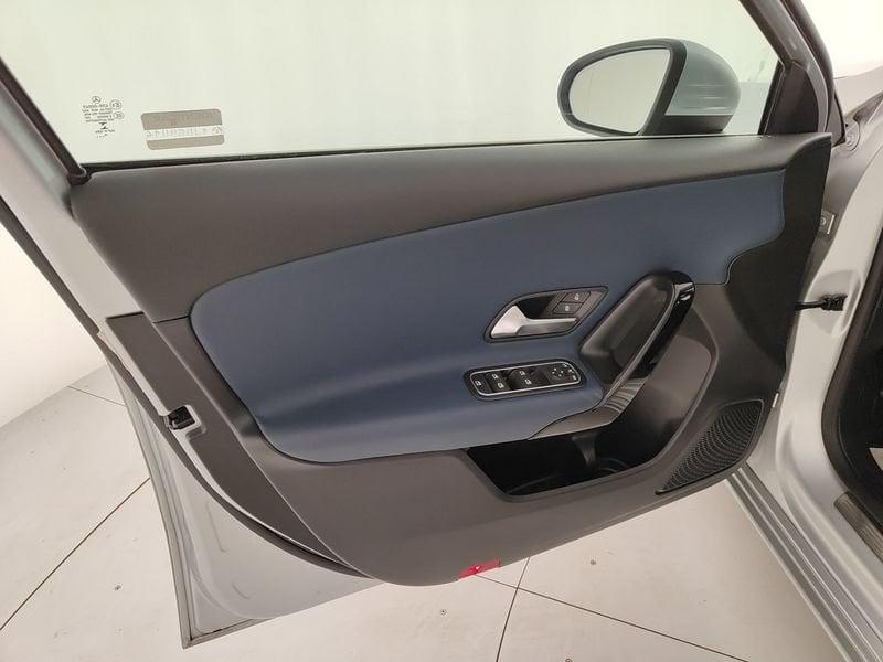 Mercedes-Benz Classe A A 180 d Automatic Business