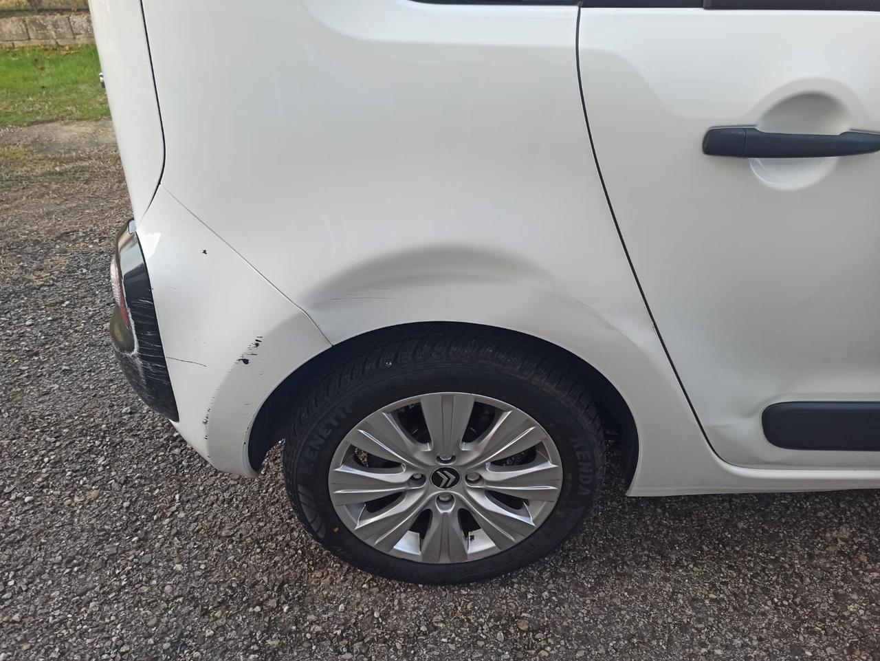 GANCIO TRAINO citroen C3 PICASSO permute