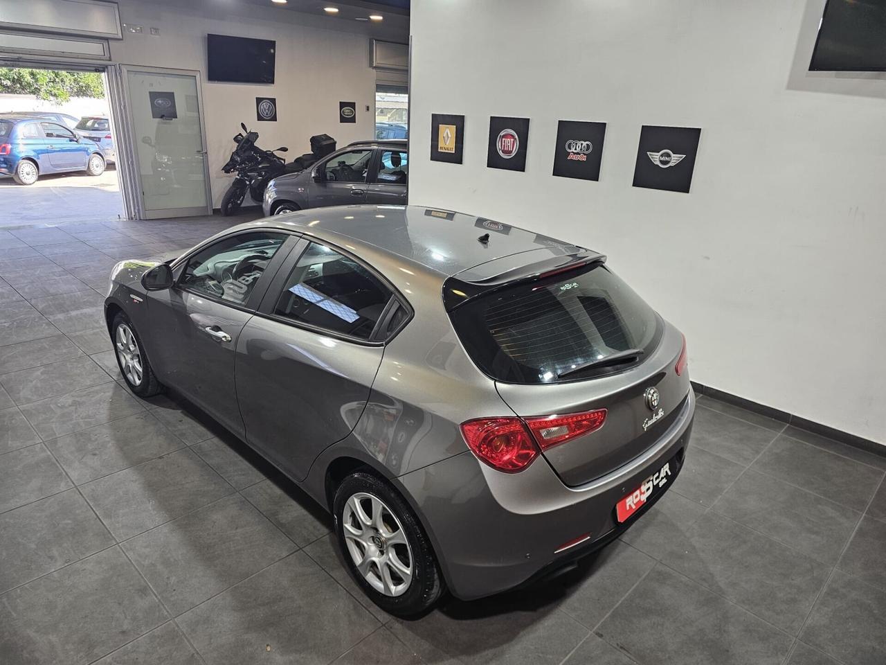 Alfa Romeo Giulietta 1.6 JTDm-2 105 CV Distinctive