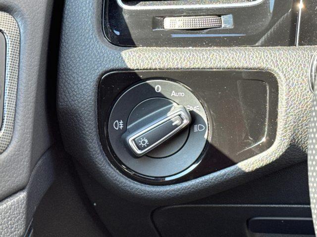 VOLKSWAGEN Golf GTI 2.0 TSI TCR Akrapovic DSG Service VW