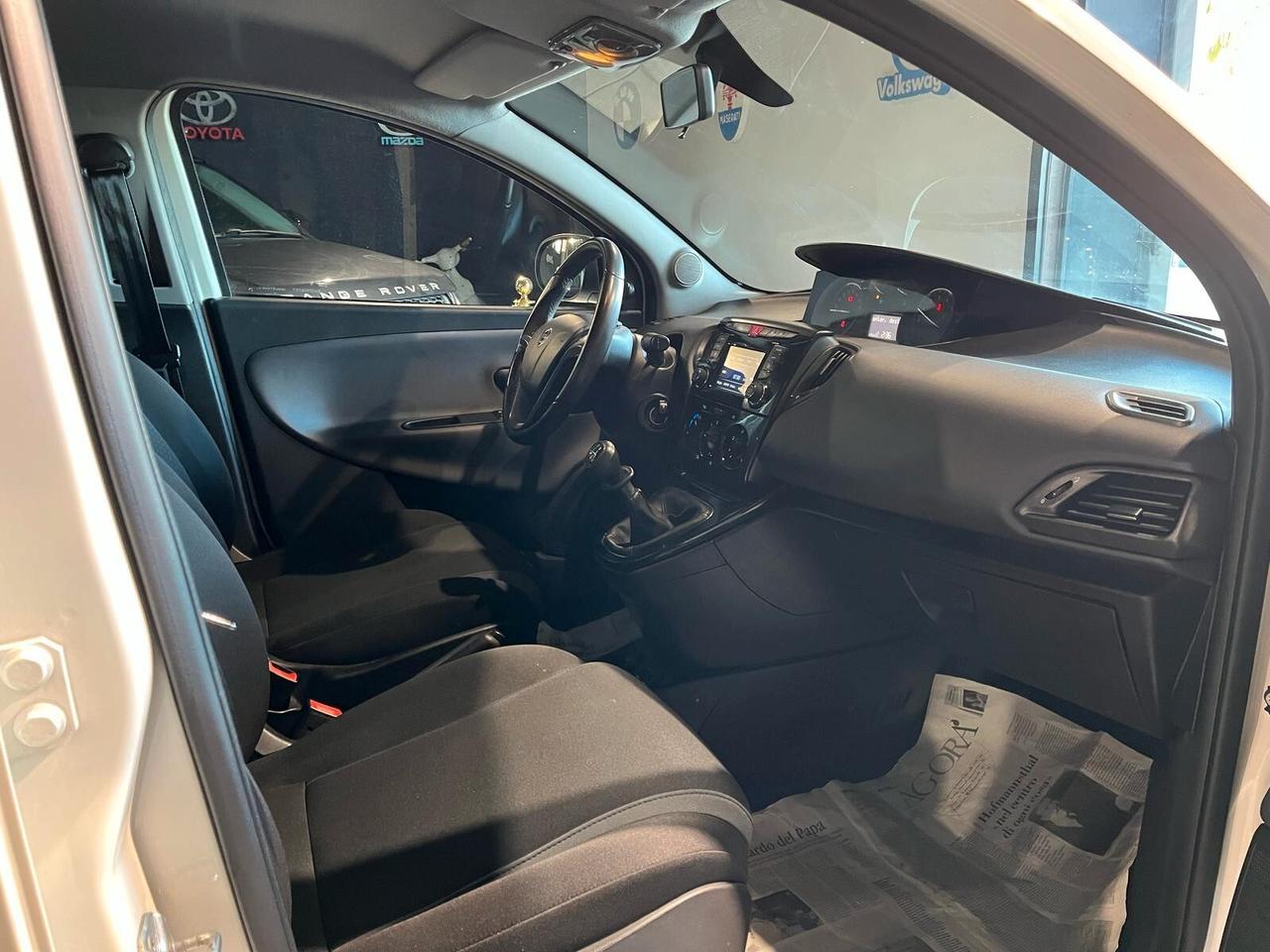 Lancia Ypsilon 2016 GPL