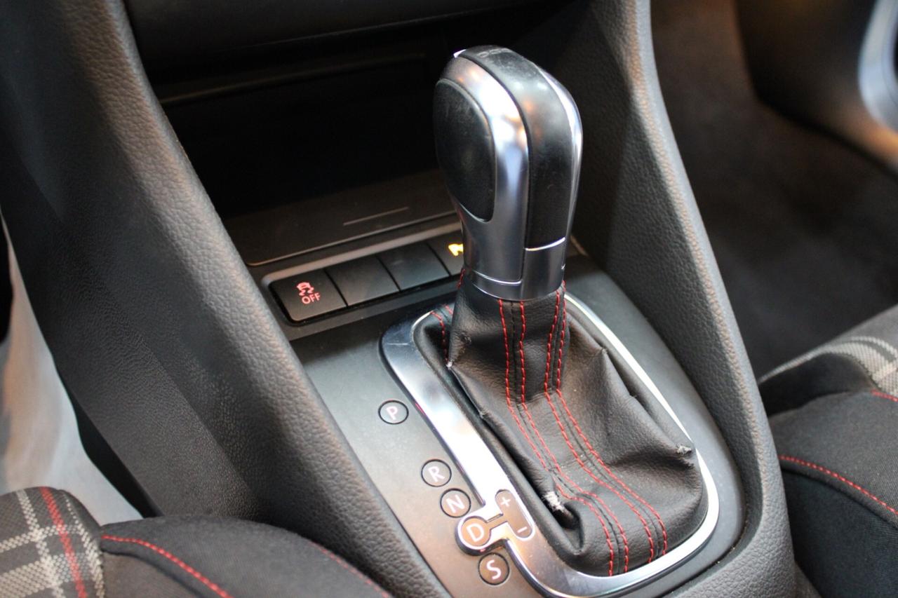 Volkswagen Golf 2.0 TSI DSG 5p. GTI