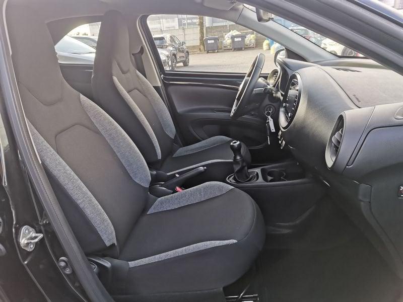 Toyota Aygo X Aygo X 1.0 VVT-i 72 CV 5 porte Active