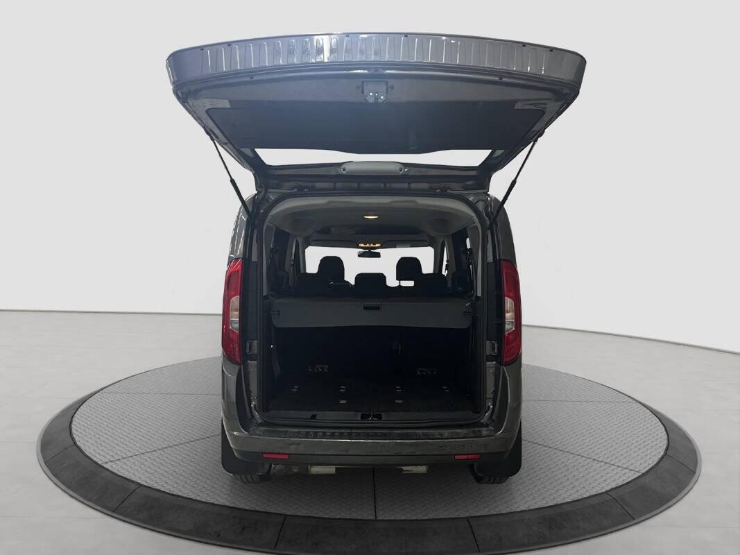Fiat Doblo 1.4 tjt 120cv natural power Lounge 2019