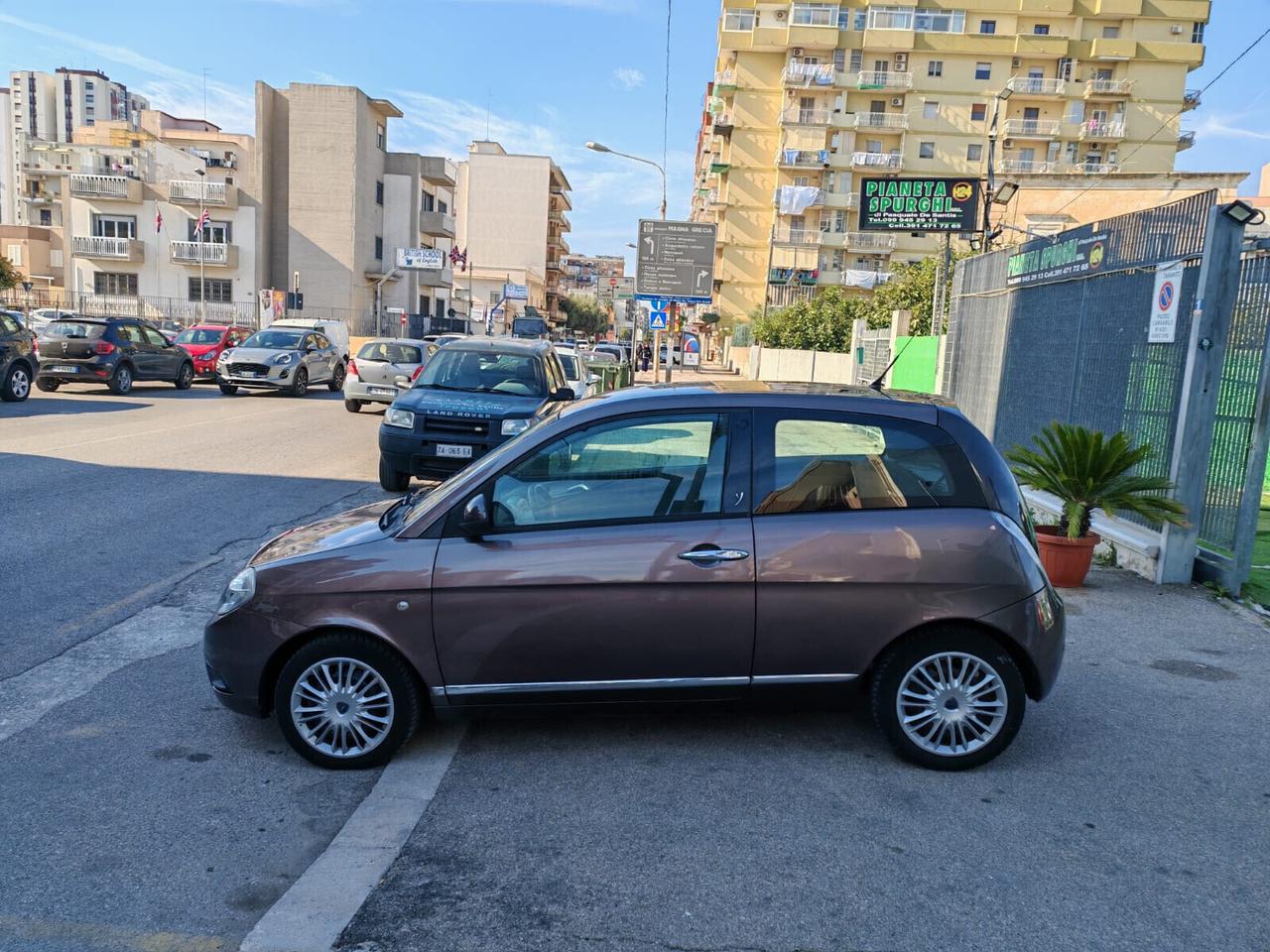 Lancia Ypsilon 1.2 69 CV Diva - NEOPATENTATO