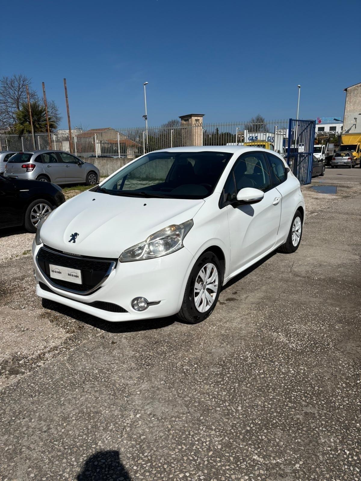 Peugeot 208 1.2 VTi 82 CV 3 porte Allure