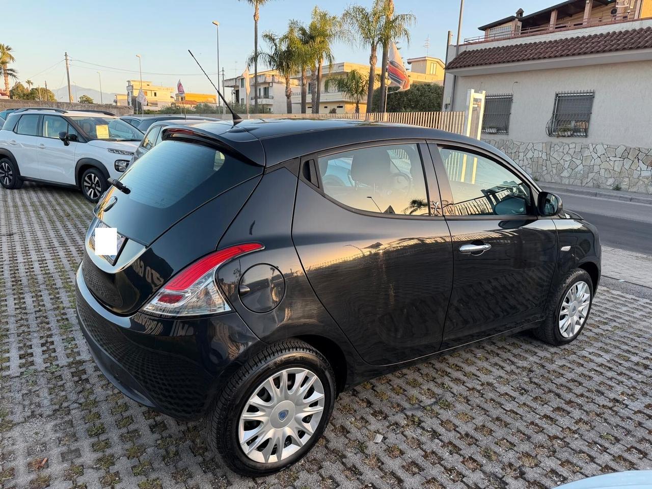 Lancia Ypsilon 1.3 MJT 16V 95 CV 5 porte S&S Silver-2011
