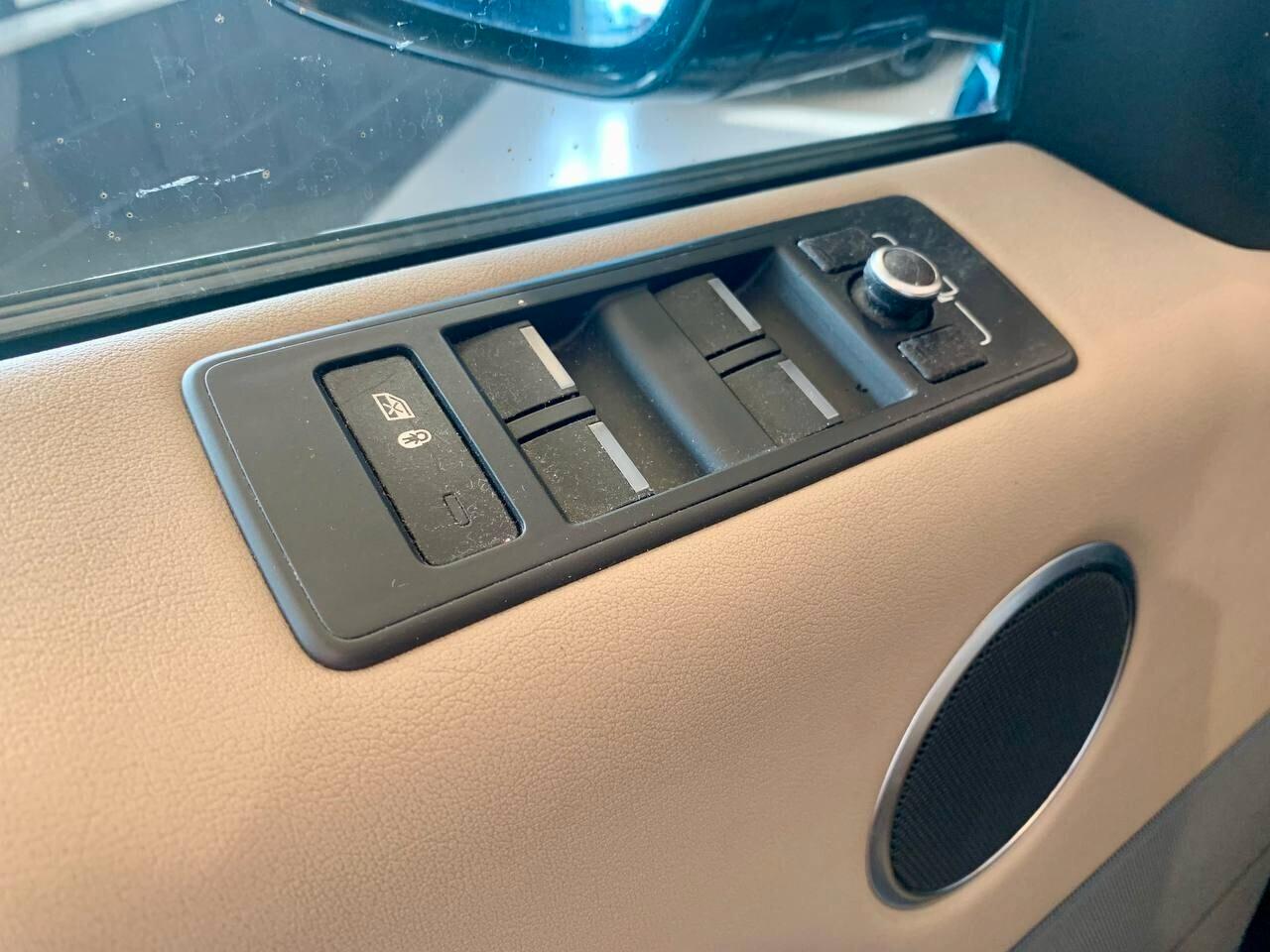 Land Rover Range Sport 3.0 TDV6 HSE *PREZZO PROMO*