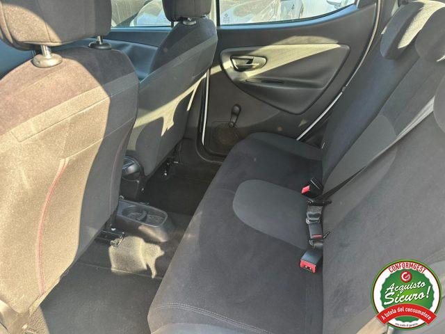 LANCIA Ypsilon 1.2 69 CV 5 porte Gold