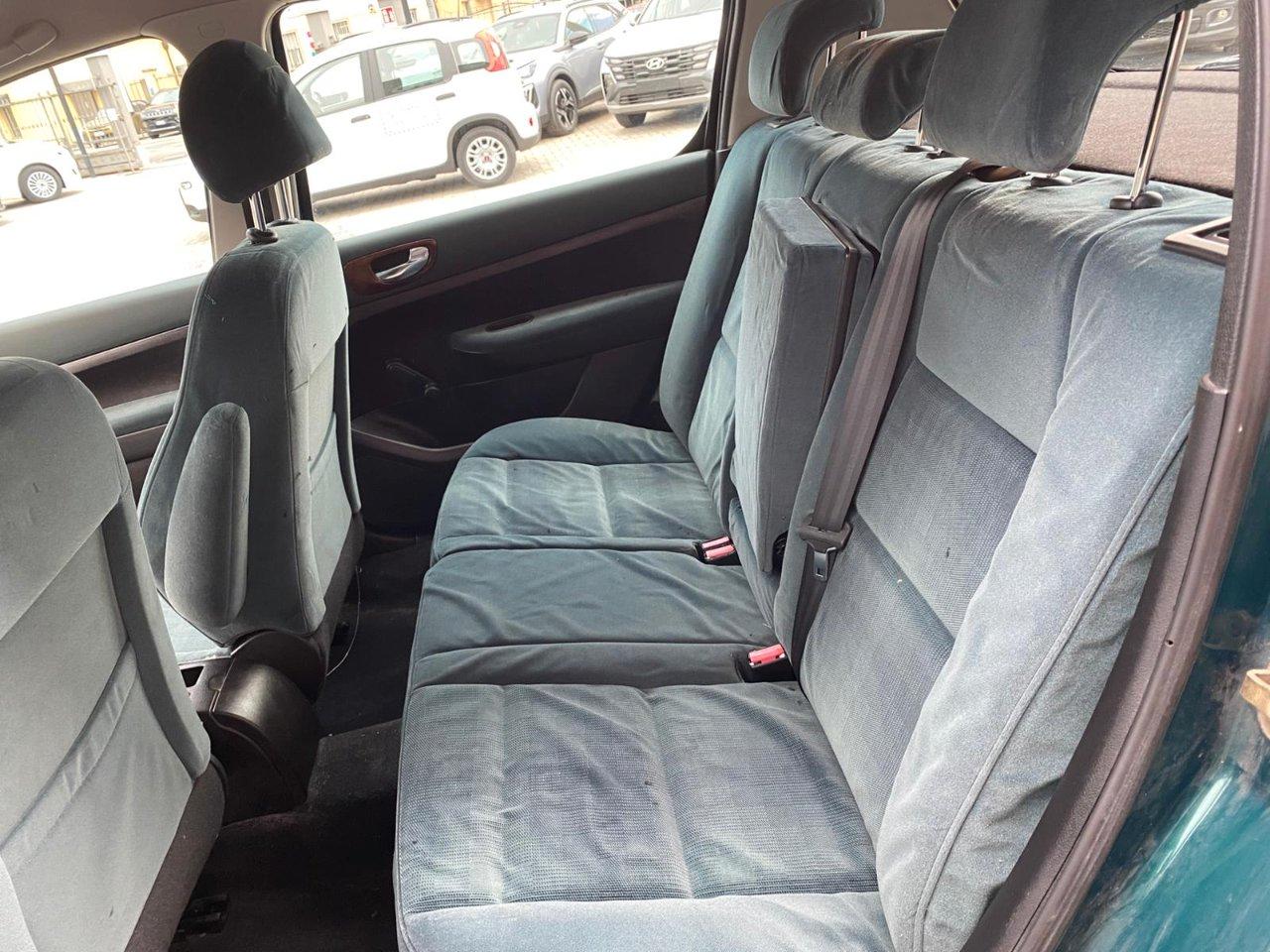 Peugeot 307 5 Porte 307 5p 1.6 16v XR