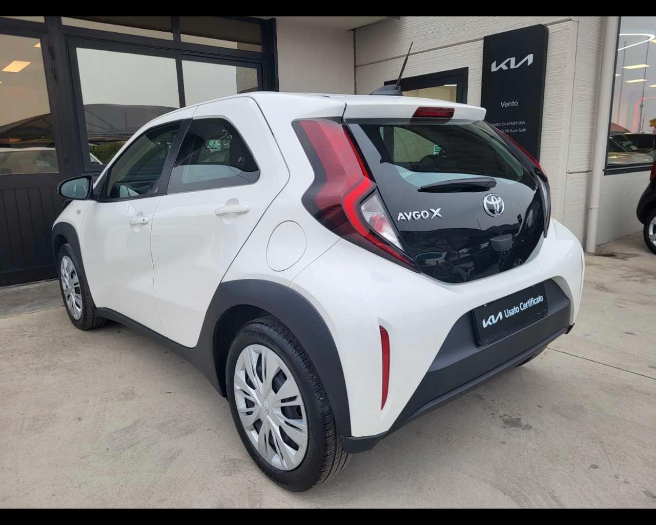 TOYOTA Aygo X - Aygo X 1.0 Active 72cv