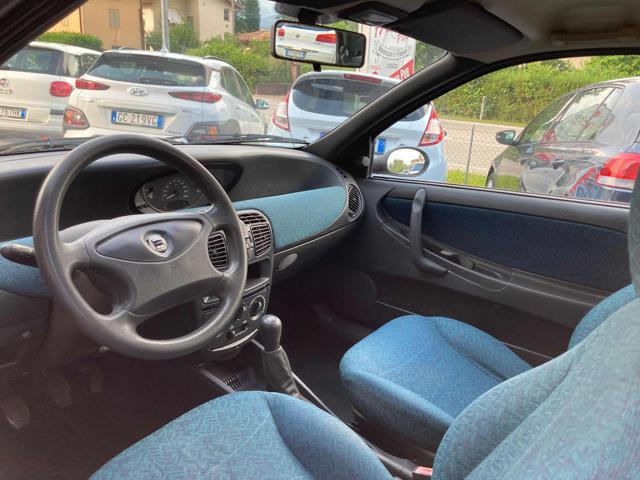 LANCIA Y 1.2i 16V cat LE