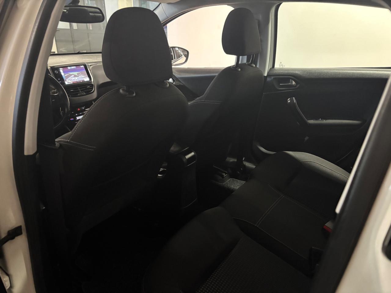 Peugeot 208 1.6 HDI OK NEOPATENTATI