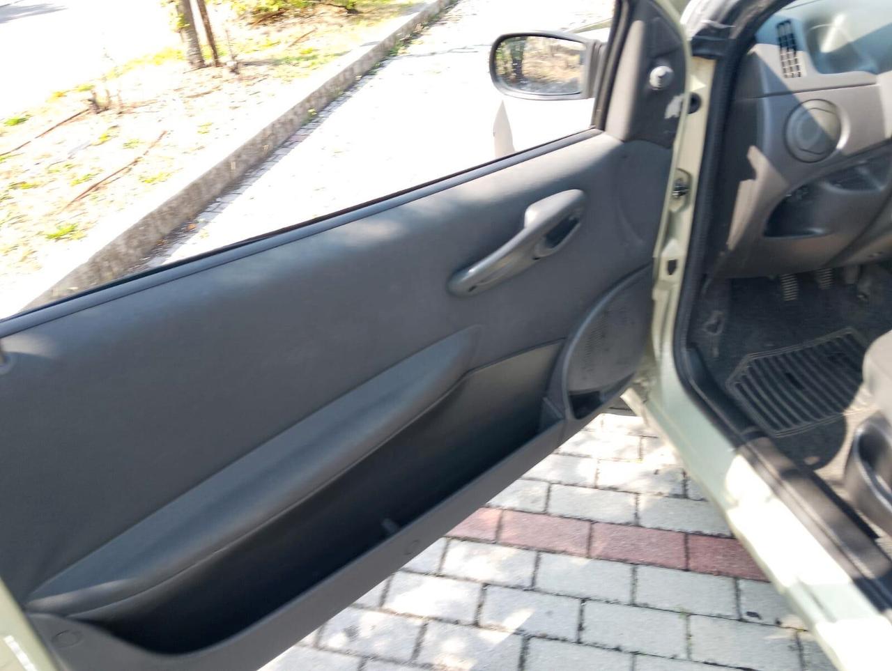 Fiat Punto 1.2 5 porte Active Natural Power