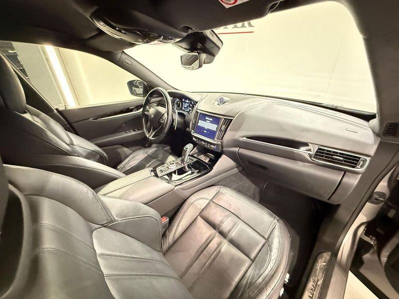 Maserati Levante V6 AWD Gransport