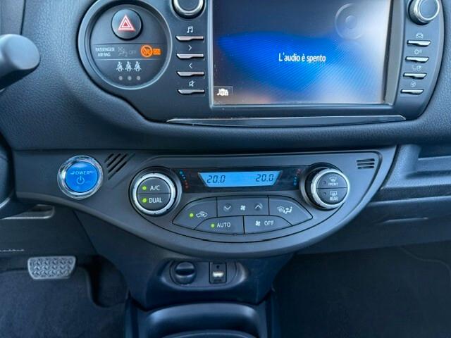 Toyota Yaris 1.5 Hybrid 5 porte Lounge Red/Bronze