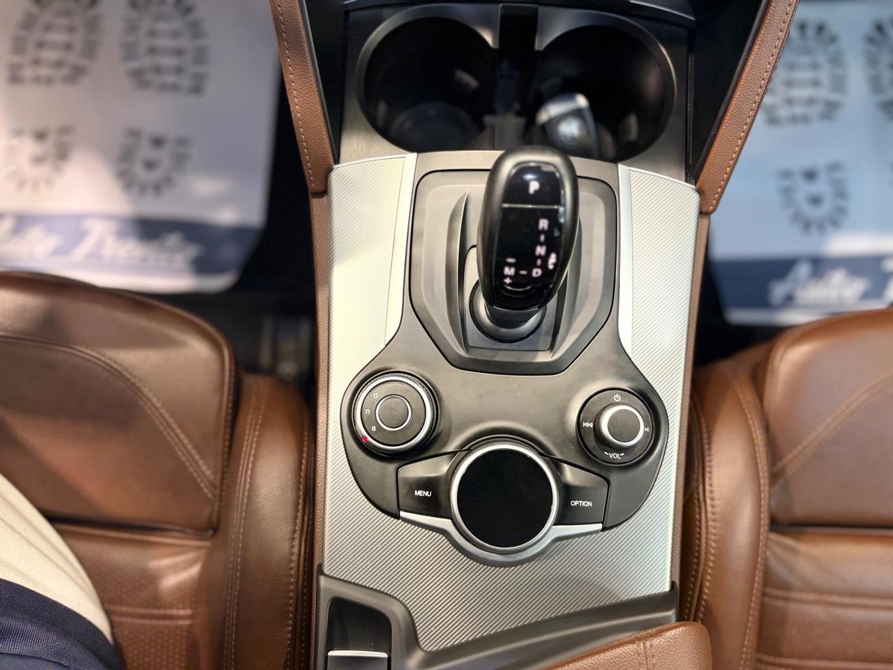 Alfa Romeo Stelvio 2.2 Turbodiesel 210 CV AT8 Q4 Super