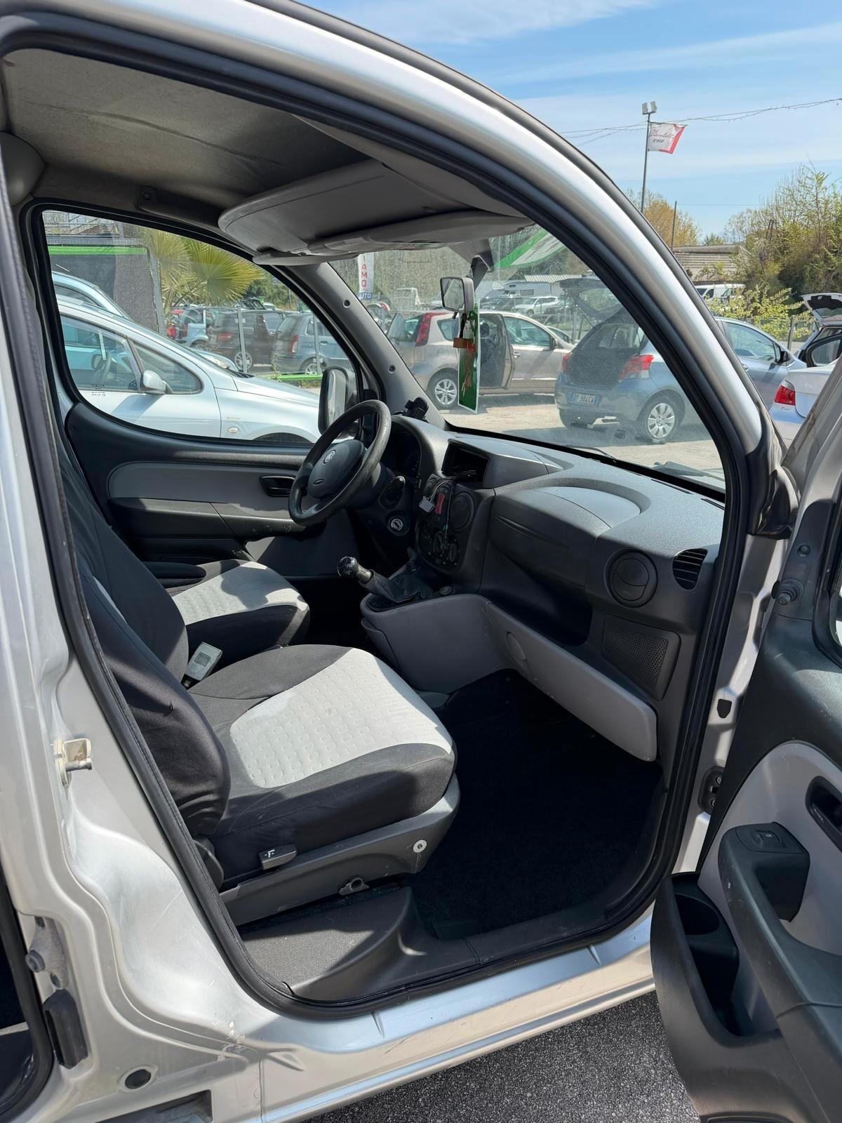 Fiat Doblò 1.3 Multijet 16V Family 7P NEOPATENTATI