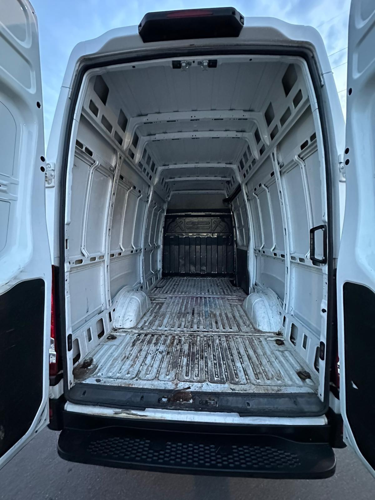 Iveco Dailly anno 2019 cc 2.3 euro 6 B