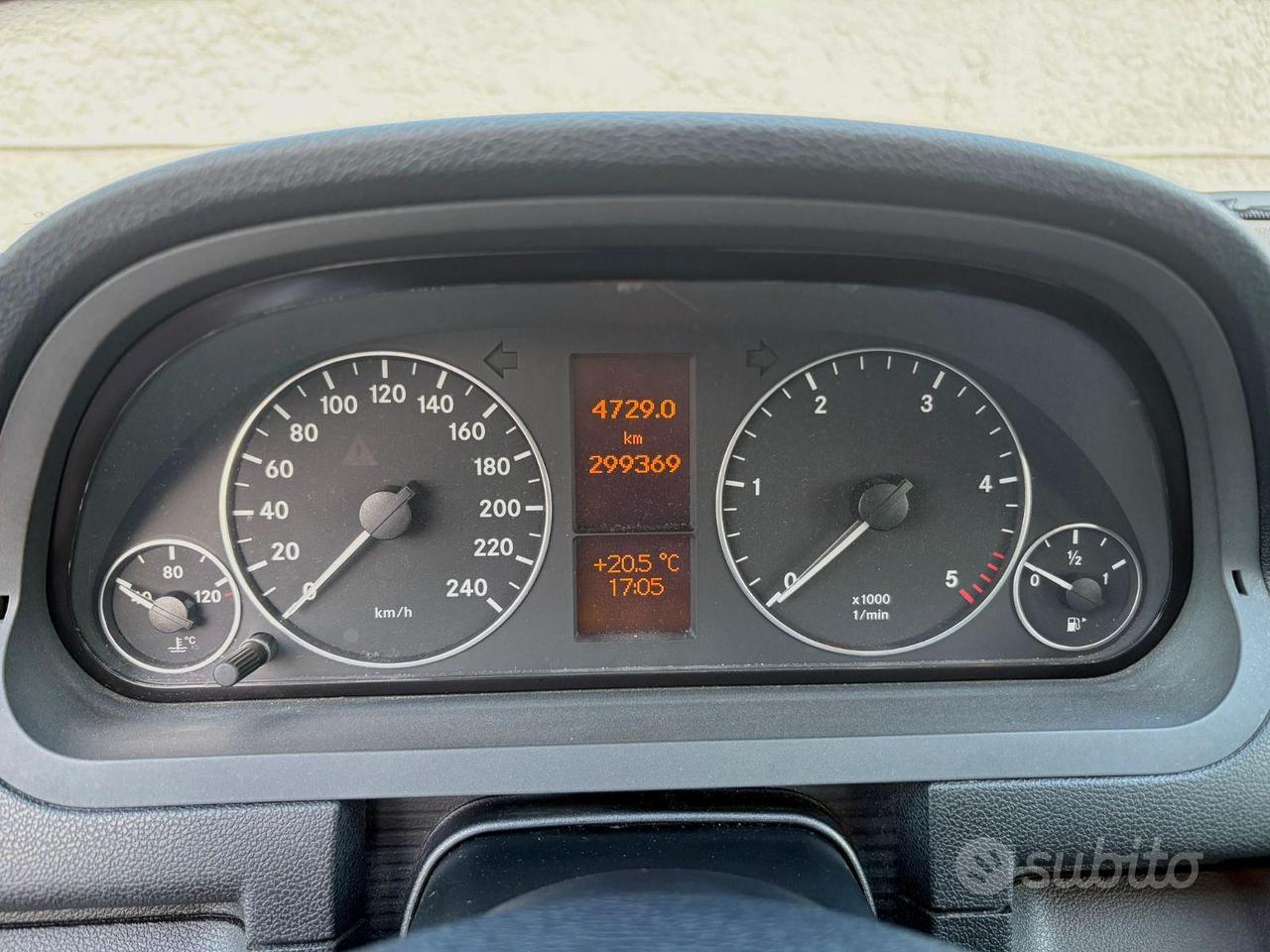 MERCEDES CLASSE A A160 2.0 Diesel Avantgarde