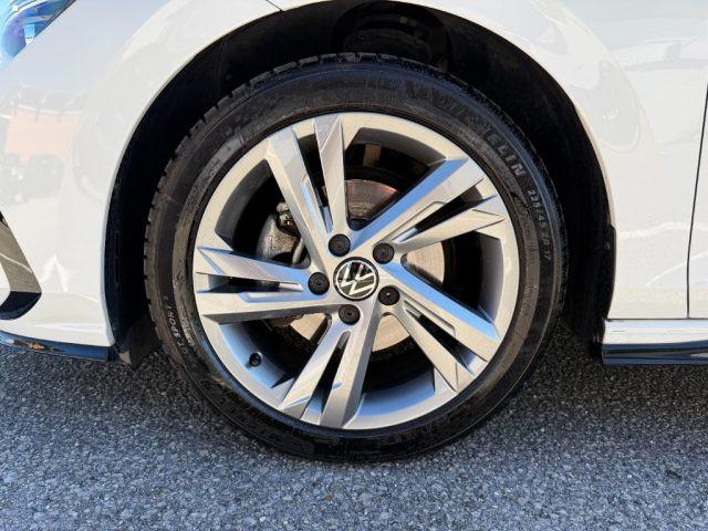 VOLKSWAGEN Golf 1.5 TSI EVO ACT R-Line
