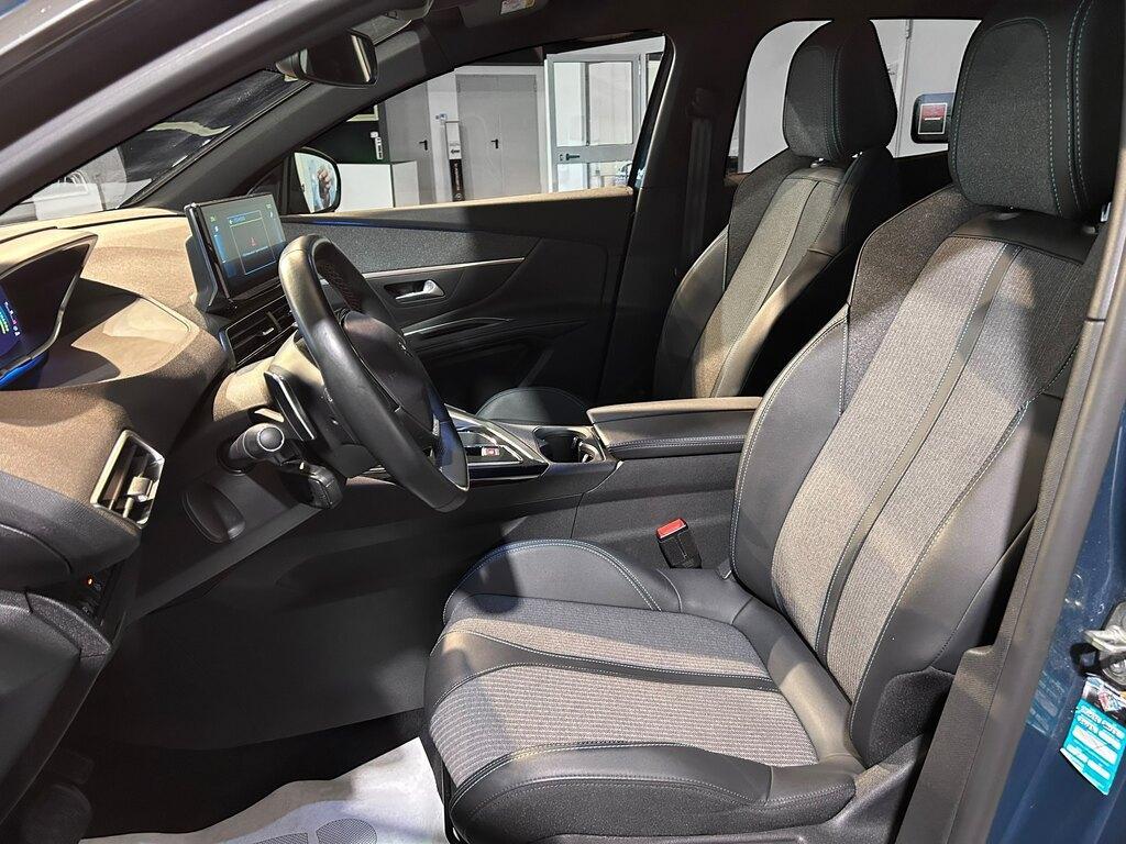 Peugeot 3008 1.6 HYbrid4 Allure Pack 4x4 e-EAT8