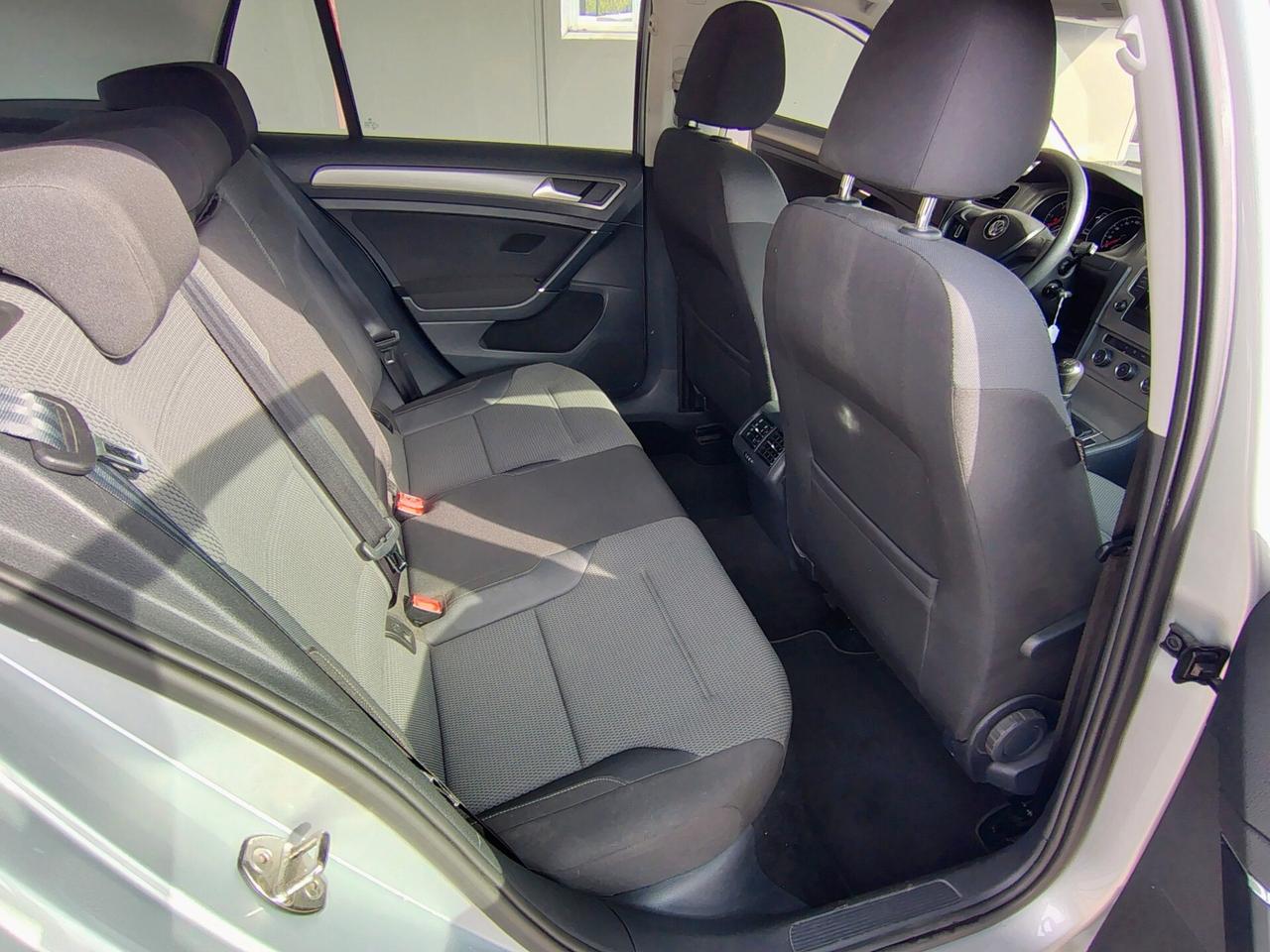Volkswagen Golf 1.6 TDI DSG 3p. Highline BlueMotion Technology