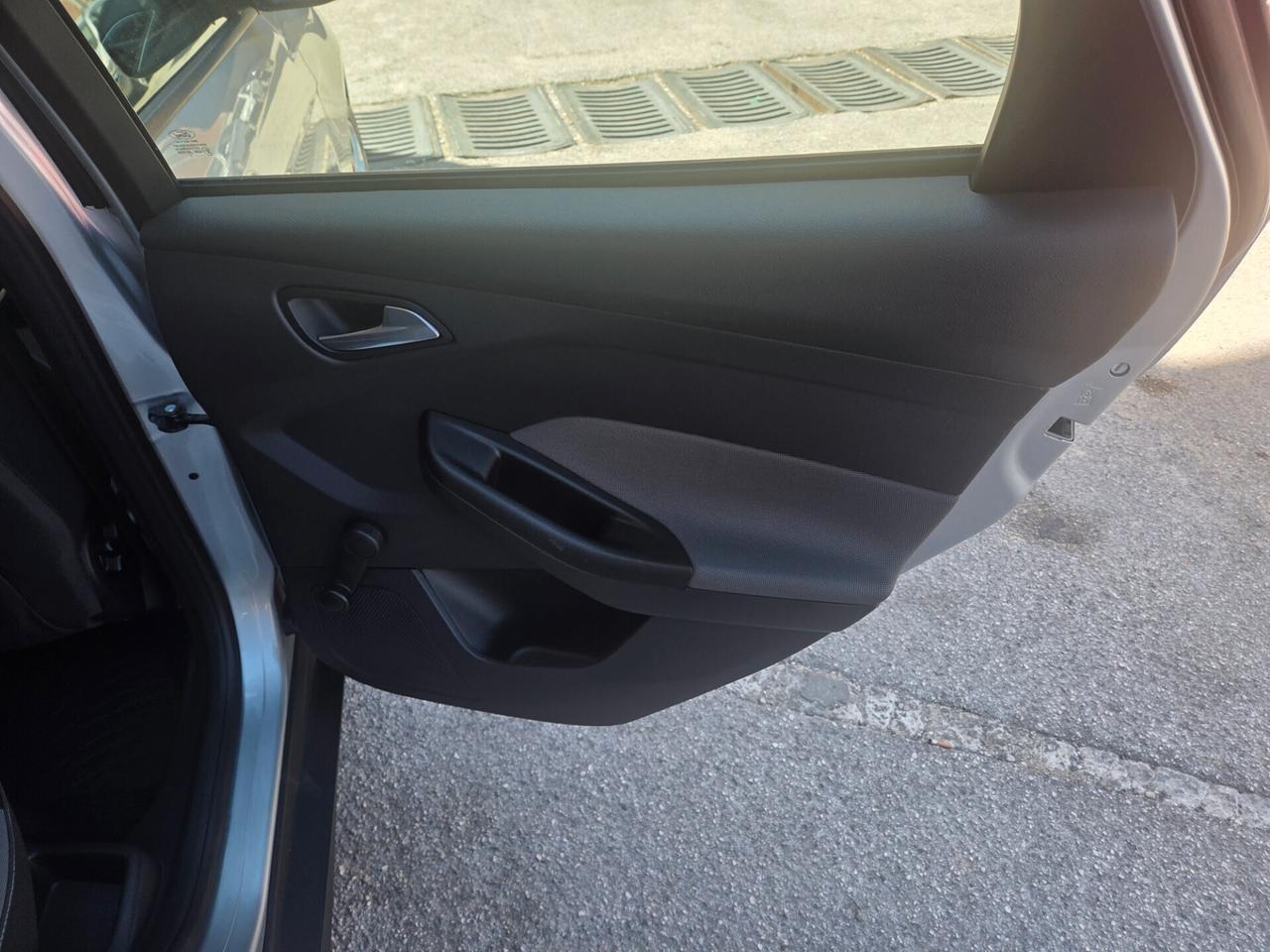 FORD FOCUS BERLINA 1.6 TDCI 115 CV KMCERTIF
