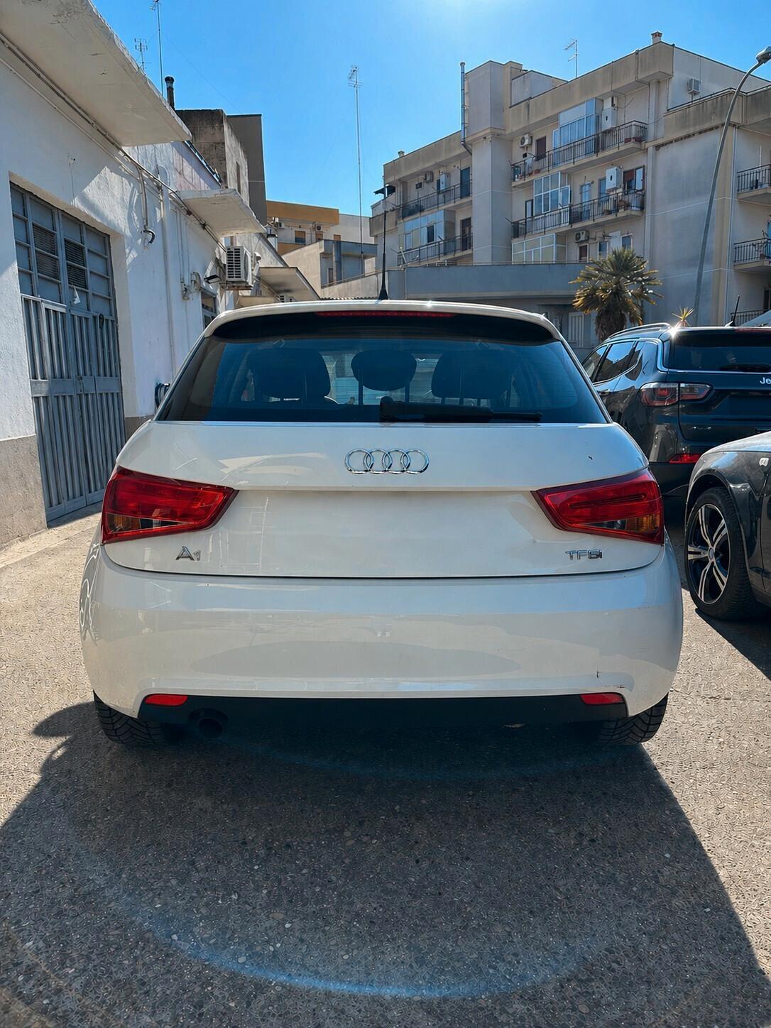 Audi A1 1.2 TFSI Attraction Sportback