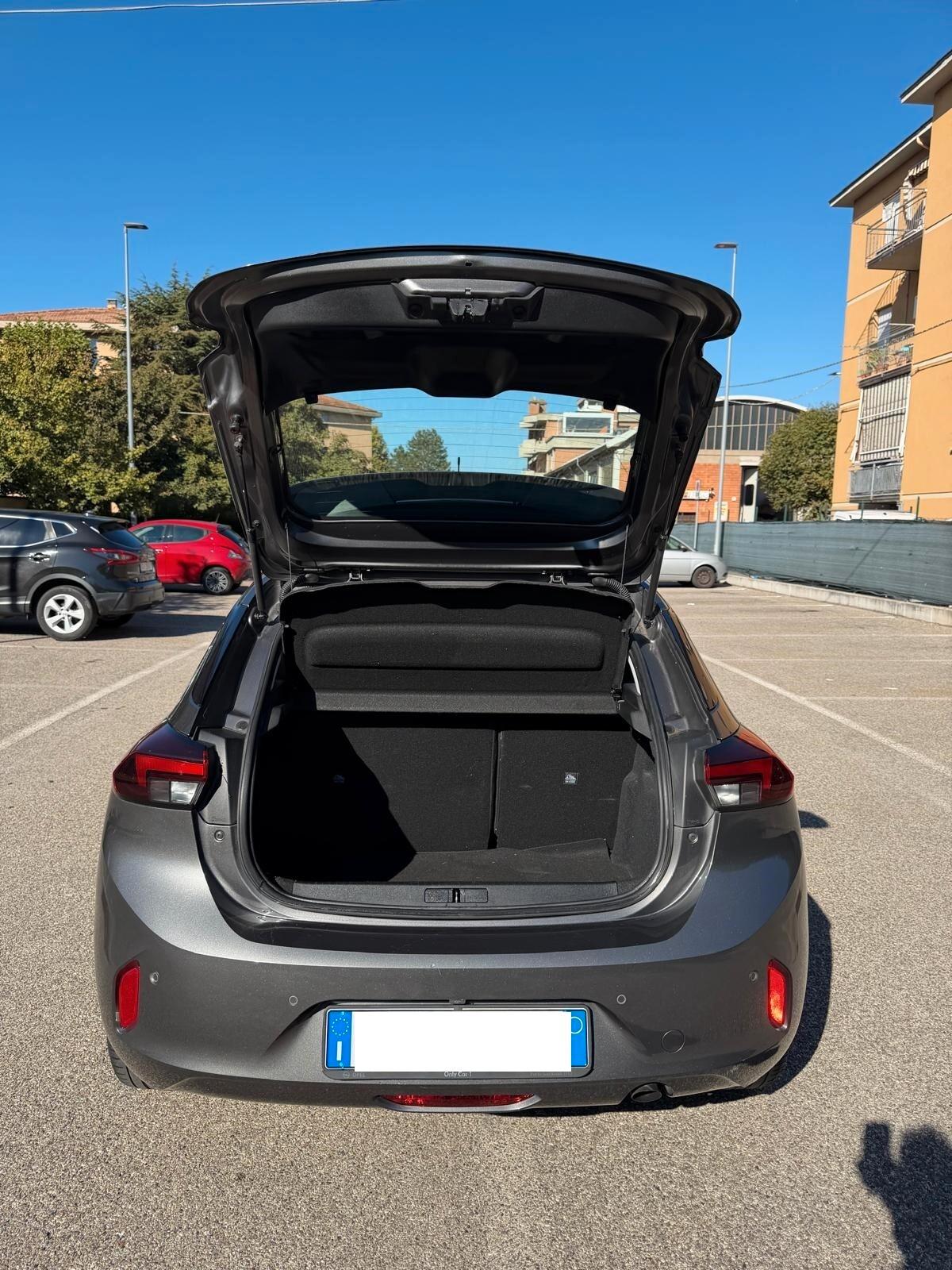 Opel Corsa 1.5 - NEOPATENTATI - 12 MESI DI GARANZIA -
