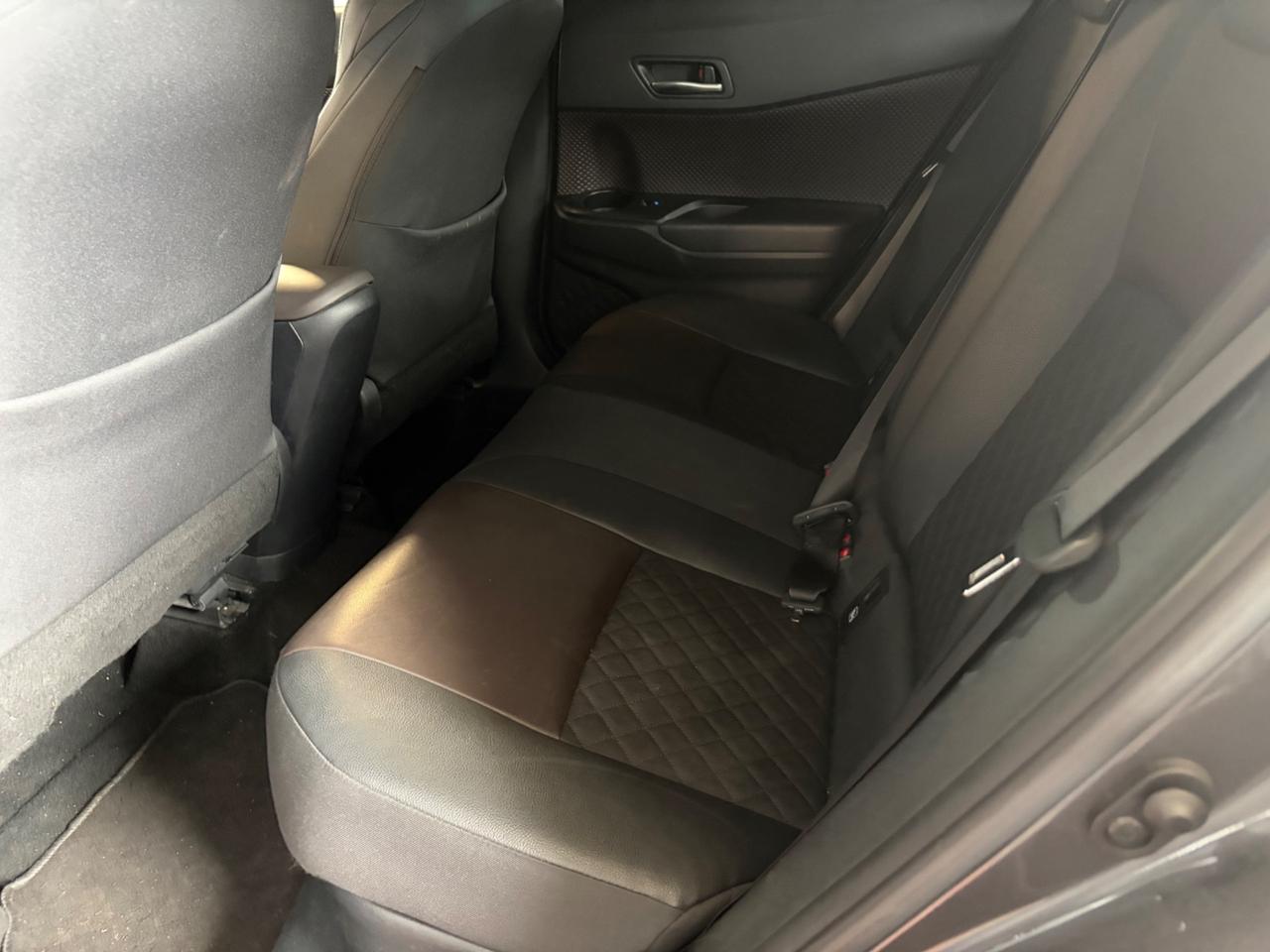 Toyota C-HR 1.8 Hybrid E-CVT Lounge COME NUOVA