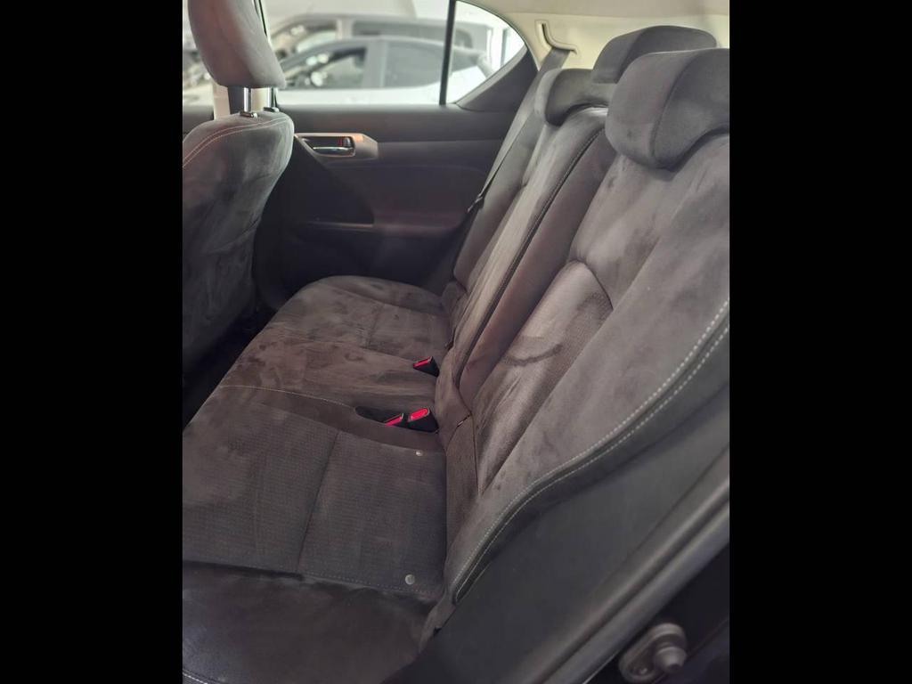 Lexus CT 200h 1.8 Hybrid Business CVT