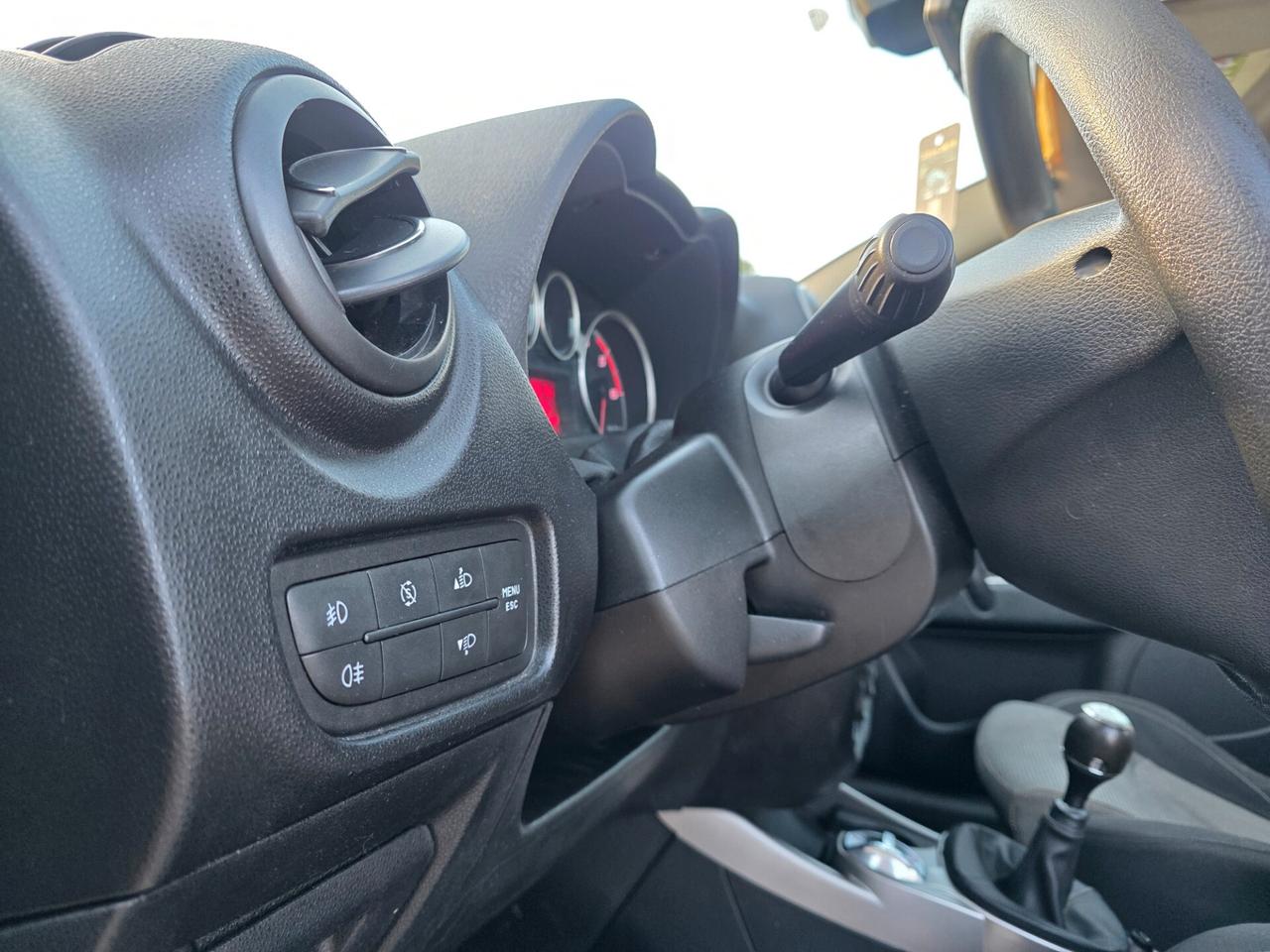 Alfa Romeo MiTo 1.3 JTDm-2 95 CV S&S Distinctive Sport Pack