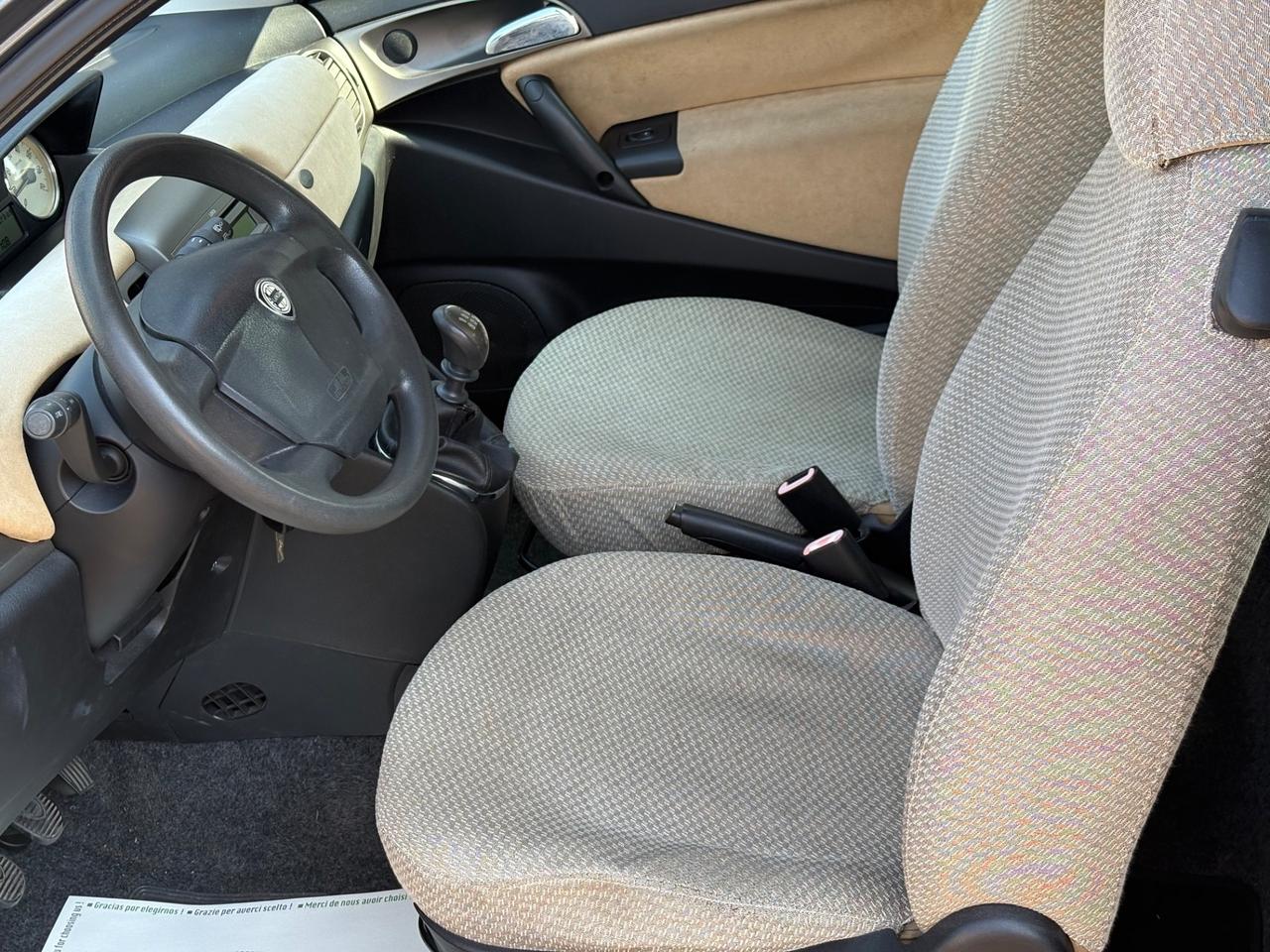 Lancia Ypsilon 1.2 Oro Bianco