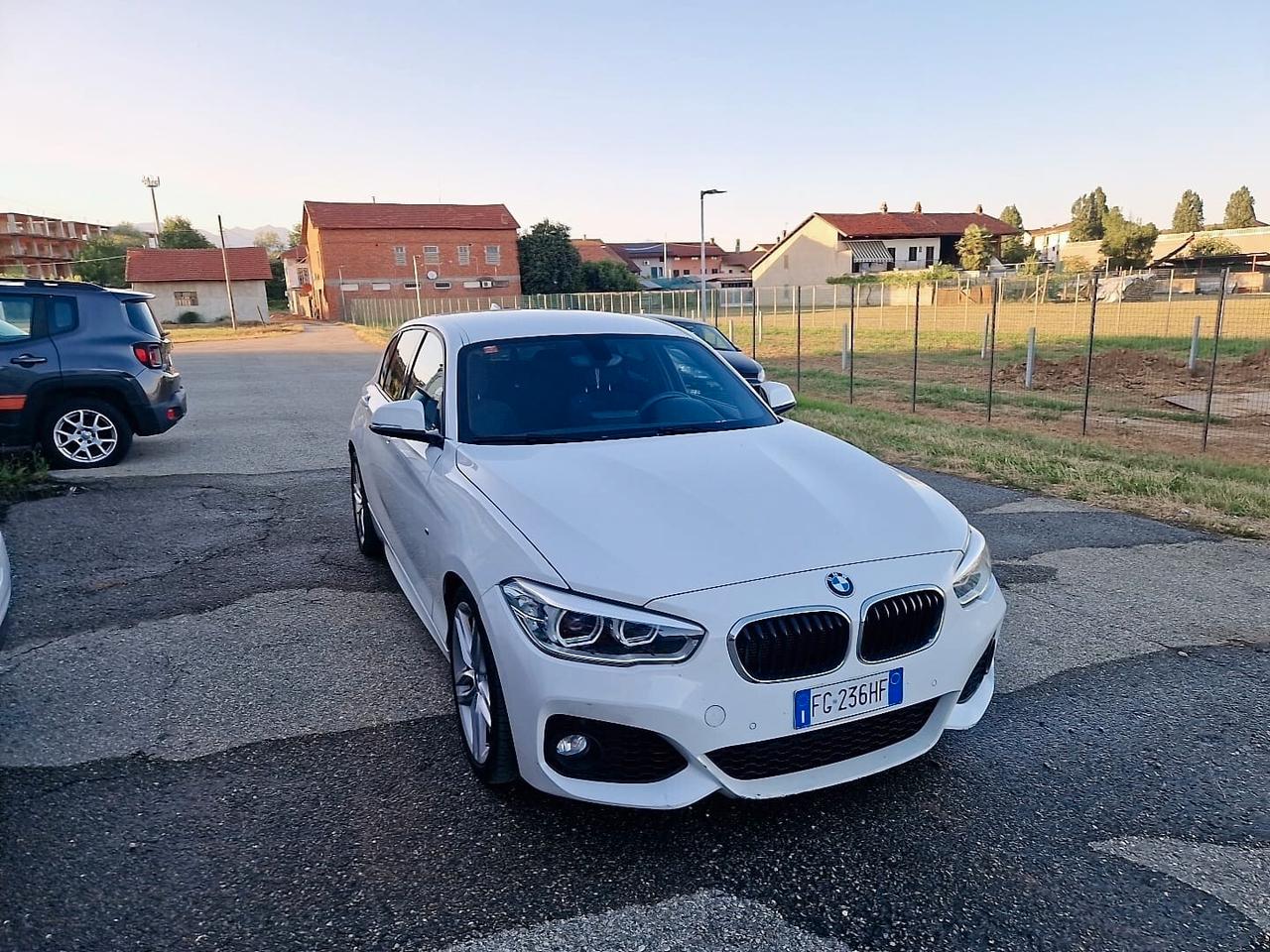 Bmw 118 118d 5p. Msport