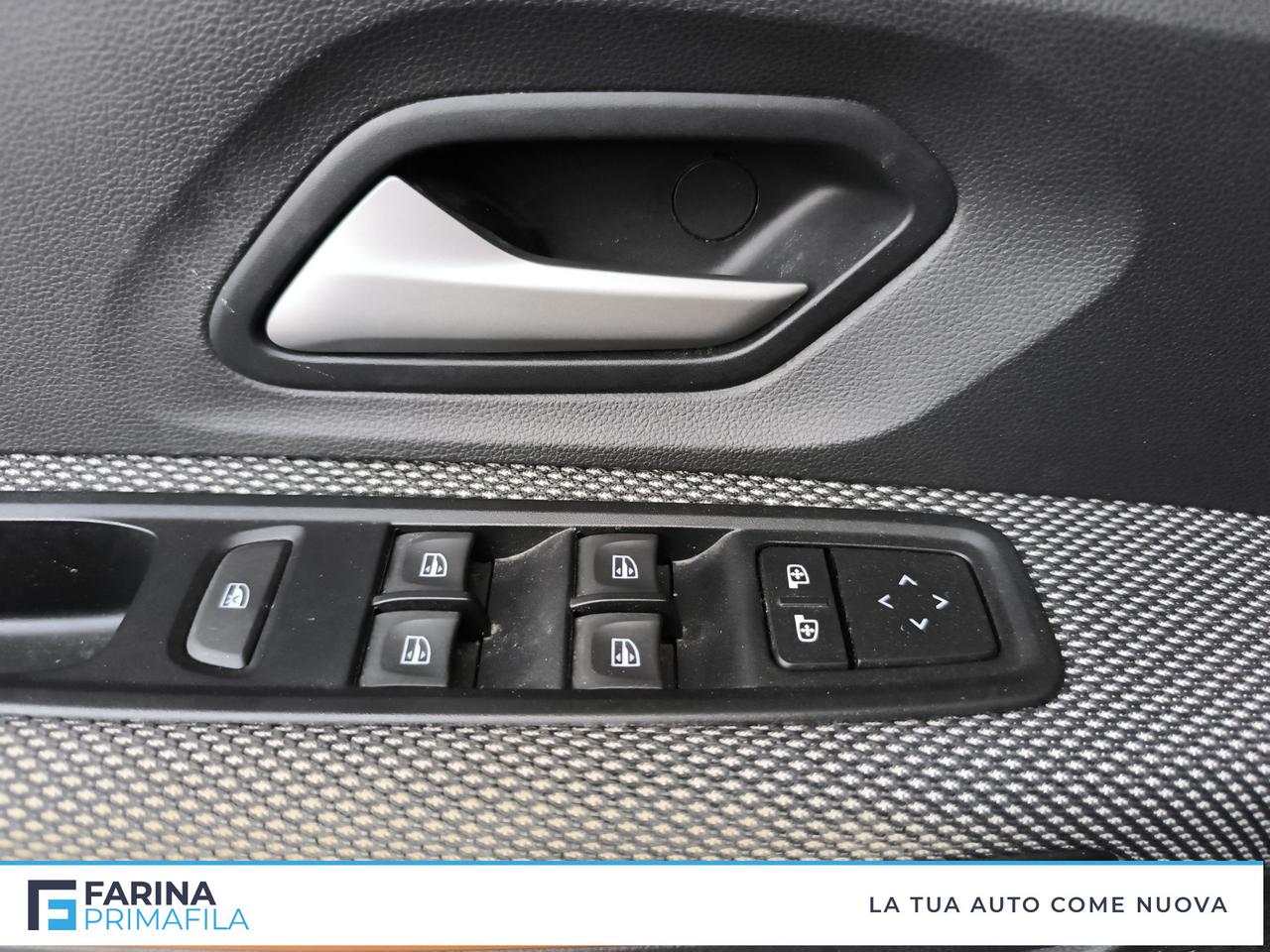 DACIA Sandero Stepway III 2021 - Sandero Stepway 1.0 tce Expressio