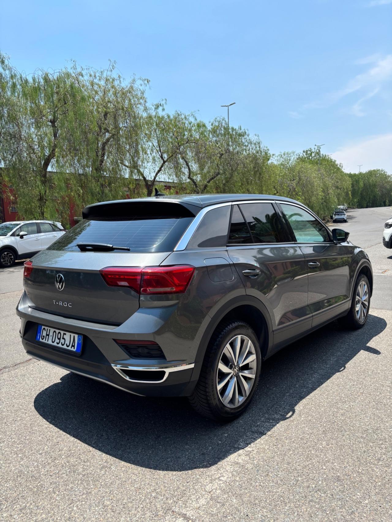 Volkswagen T-Roc 2.0 TDI 150 CV automatico 2021