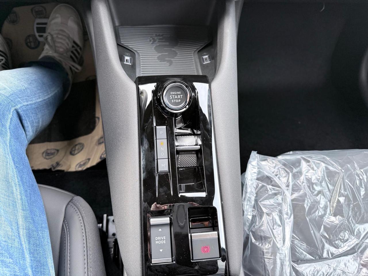 Alfa Romeo Junior 1.2 ibrida Speciale 145cv edct6