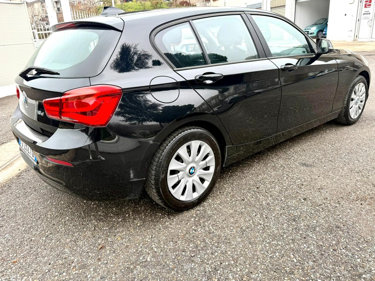 Bmw 116 116d 5p. Automatica Sport