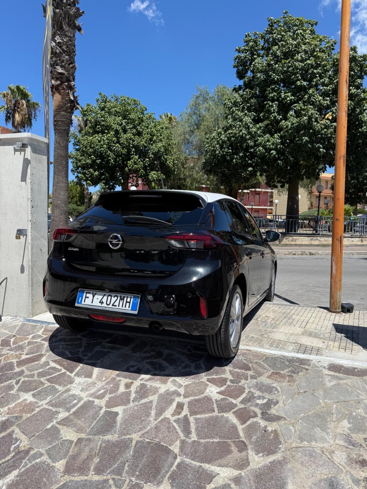 Opel Corsa 1.2 Elegance