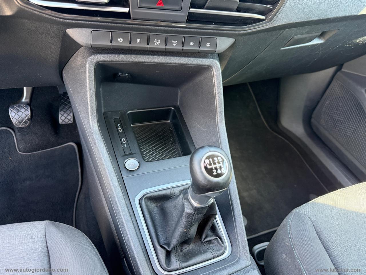 FORD Gr. Tourneo Connect 2.0 EBl 122CV Active WINTER PACK