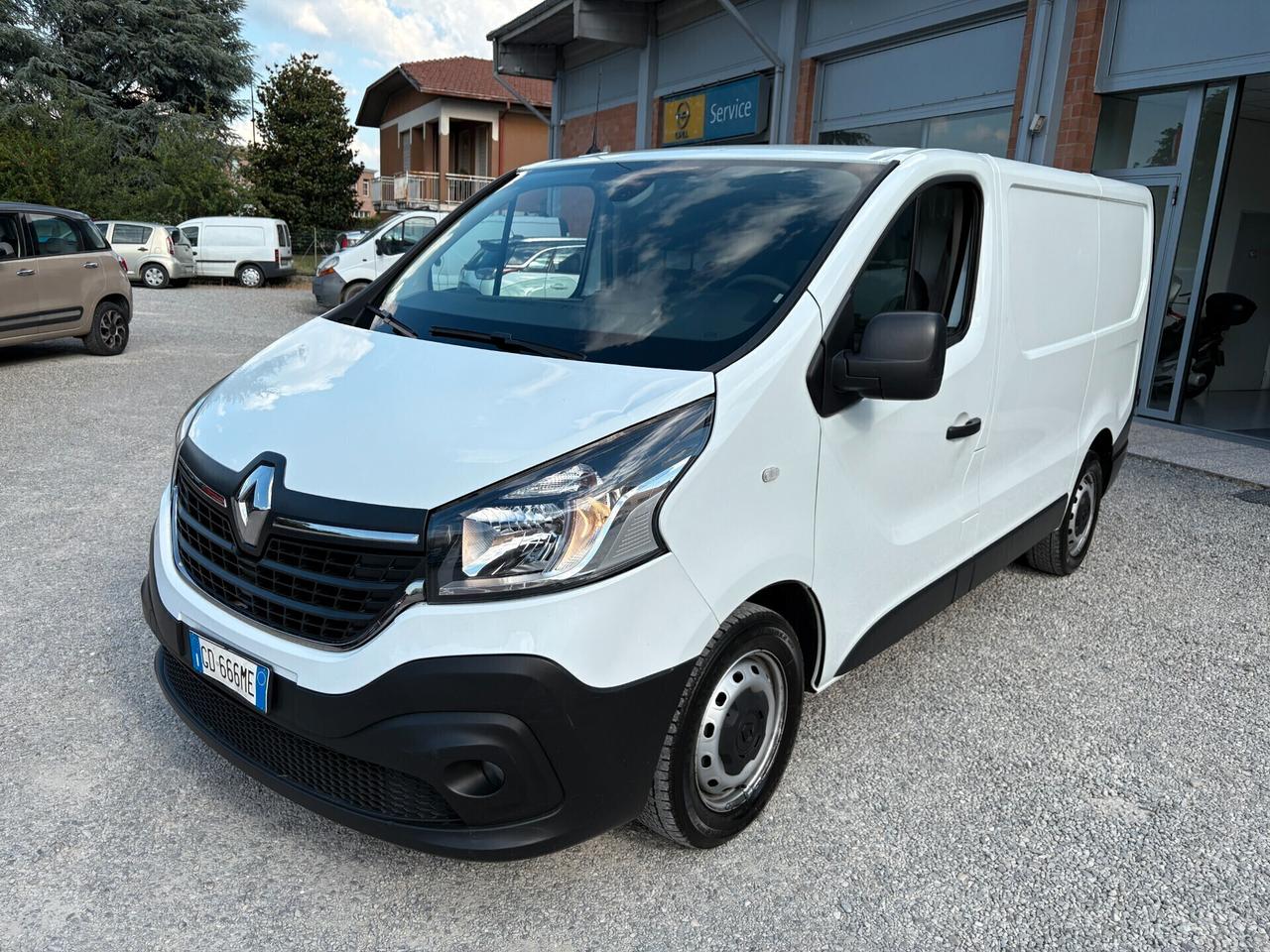 Renault Trafic 2.0 DCI -Unico Proprietario-Iva inclusa.