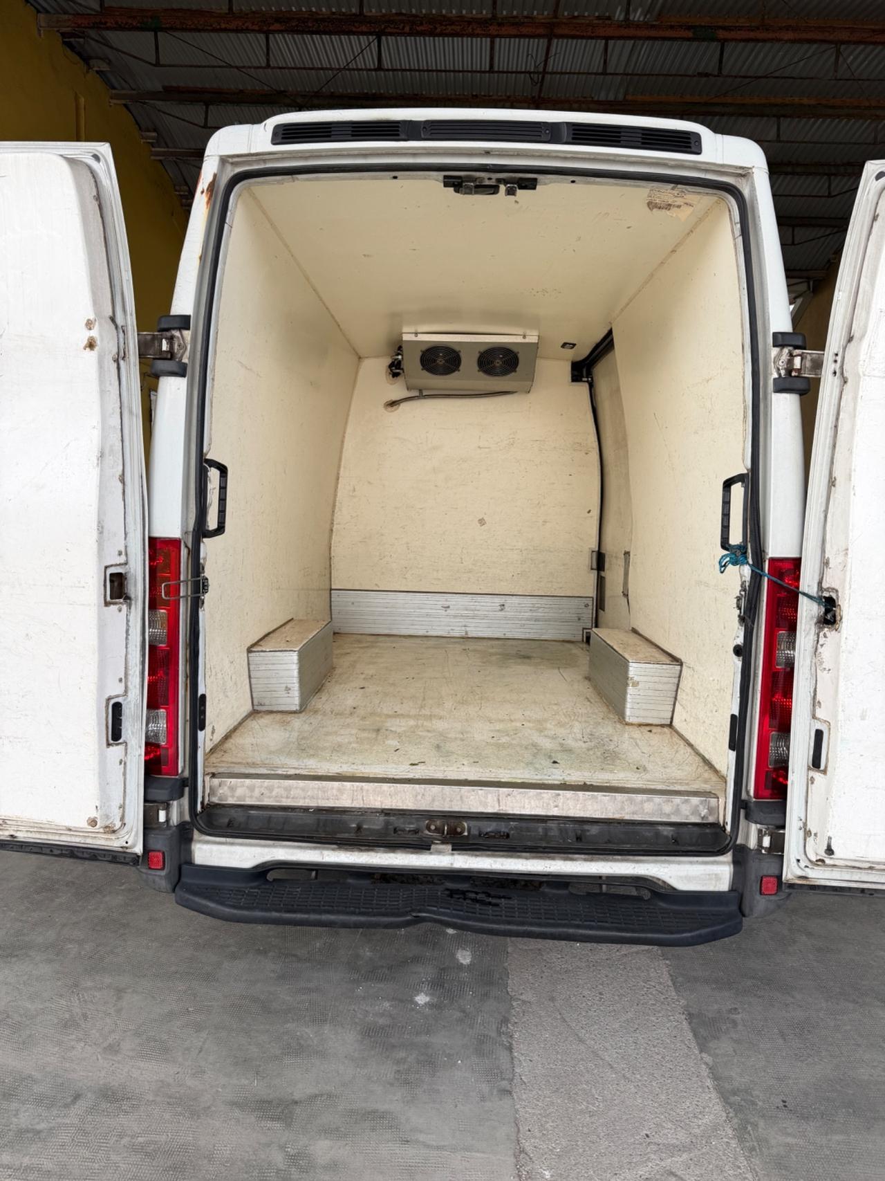 Iveco Daily 2.3 140 CV 35S14 Frigo