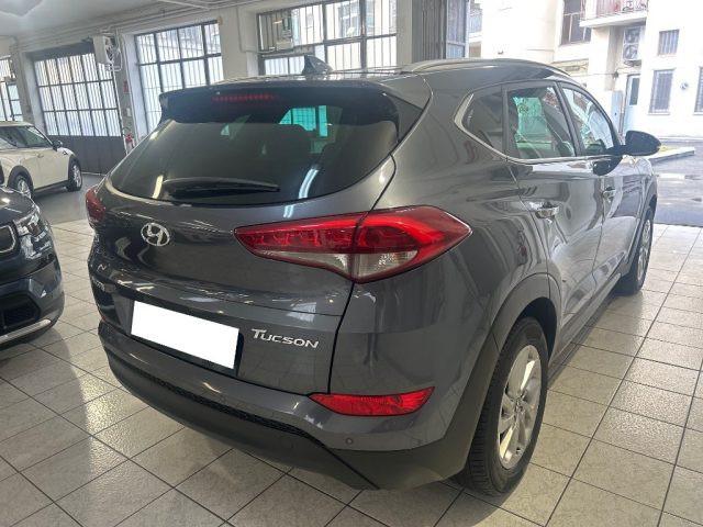 HYUNDAI Tucson 1.7 CRDi XPossible EURO6B - NAVI E RETROC.